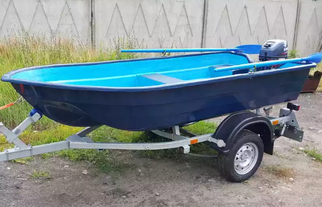 Стеклопластиковая лодка Neman-340 (тримаран) в Краснодаре