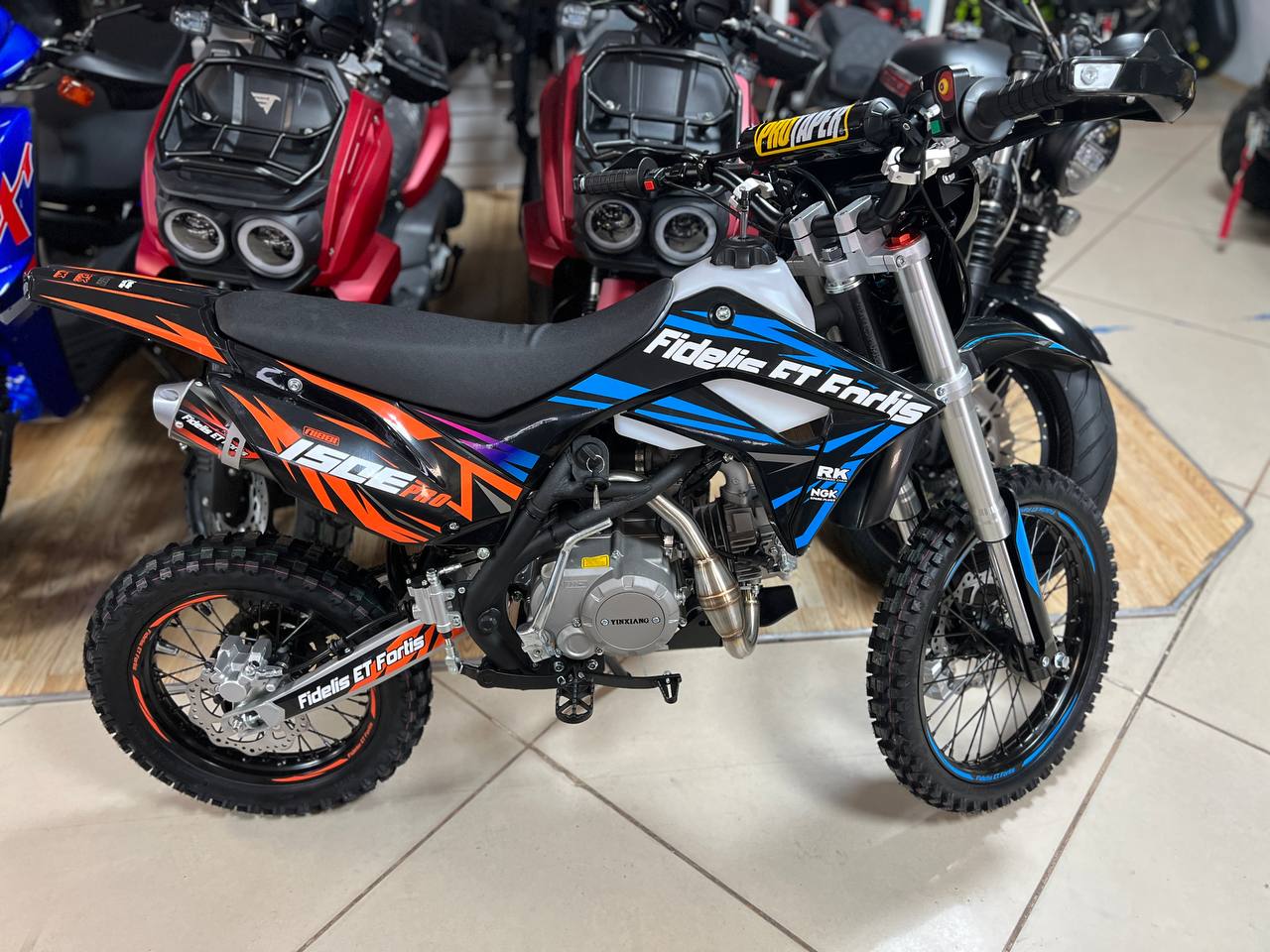 Мотоцикл (питбайк) PROMAX FIDET (ФАЙДЕТ) 190E PRO 17/14 в Краснодаре