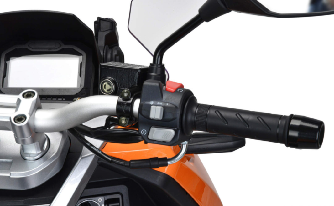 Скутер MOTOLAND (МОТОЛЕНД) T-MAX 150 в Краснодаре