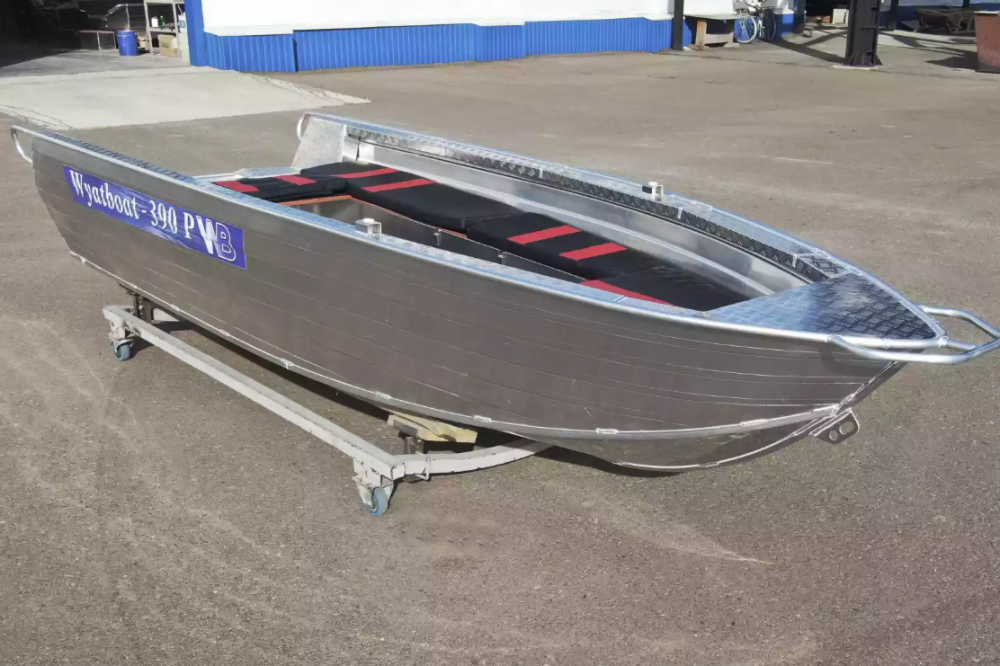 Алюминиевая лодка Wyatboat-390РМ увеличенный борт в Краснодаре