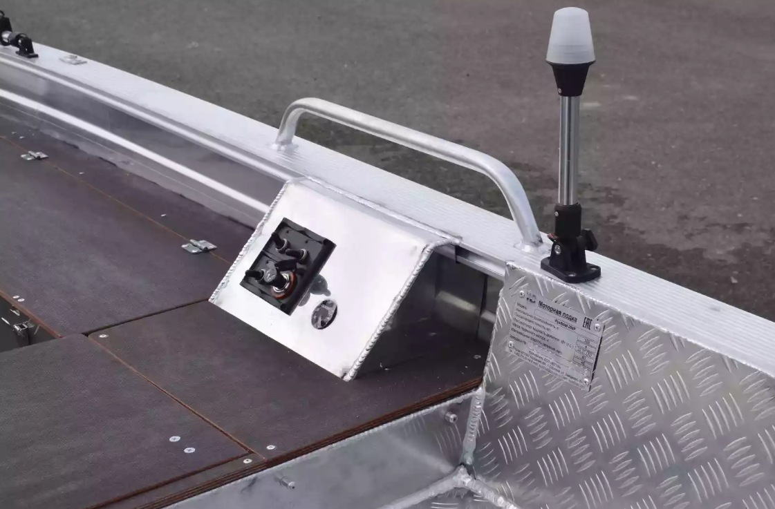 Алюминиевая лодка Wyatboat-390РМ в Краснодаре
