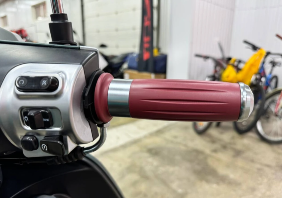 Скутер PROMAX Miami 240 (49) в Краснодаре