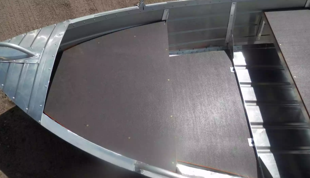 Алюминиевая лодка Вятка-Профи 32 в Краснодаре