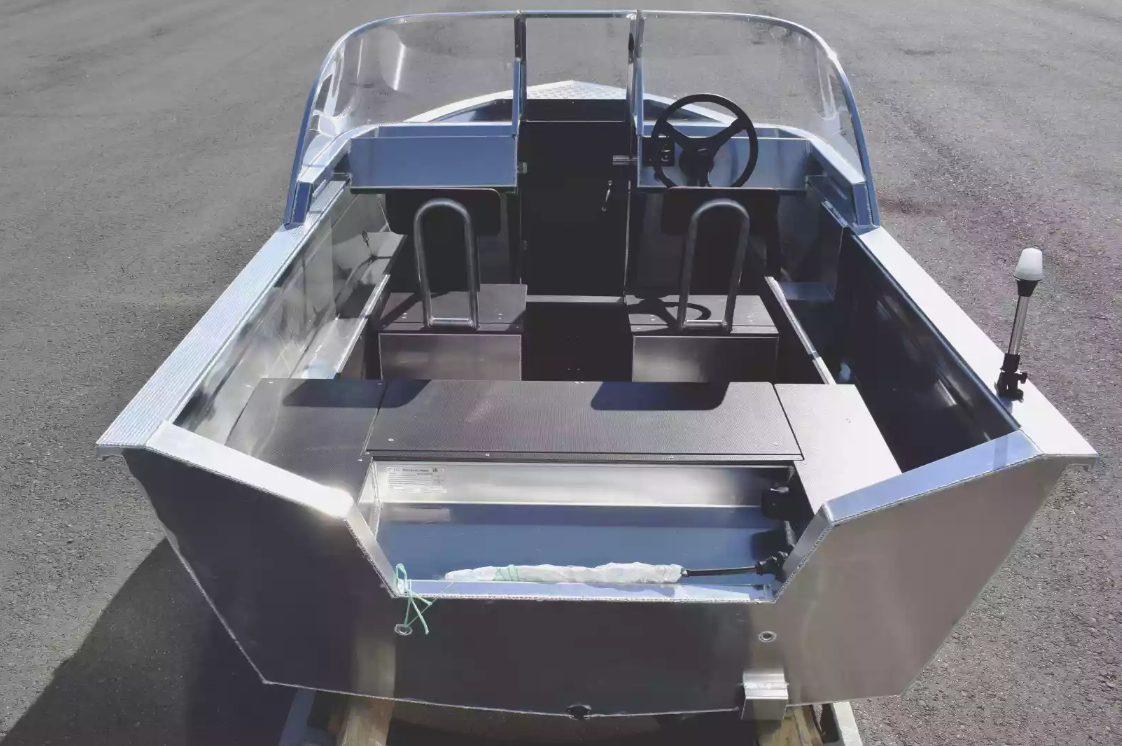 Алюминиевая лодка  Неман-400 DCM в Краснодаре