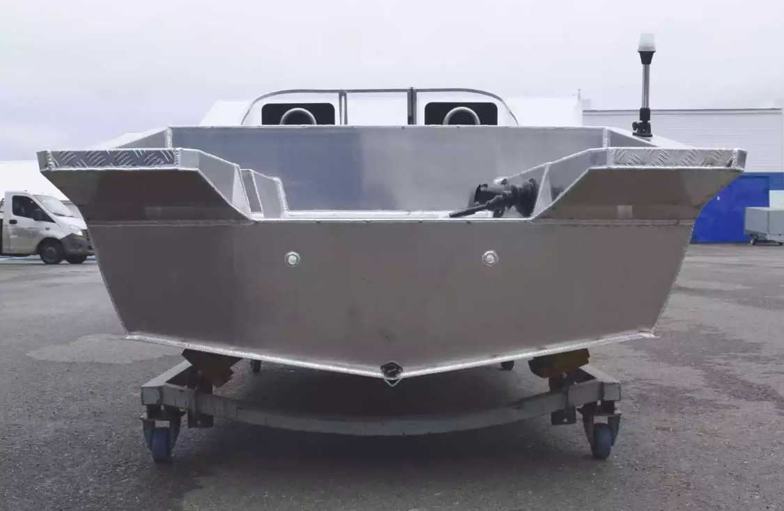 Алюминиевая лодка  Neman-400 PRO в Краснодаре