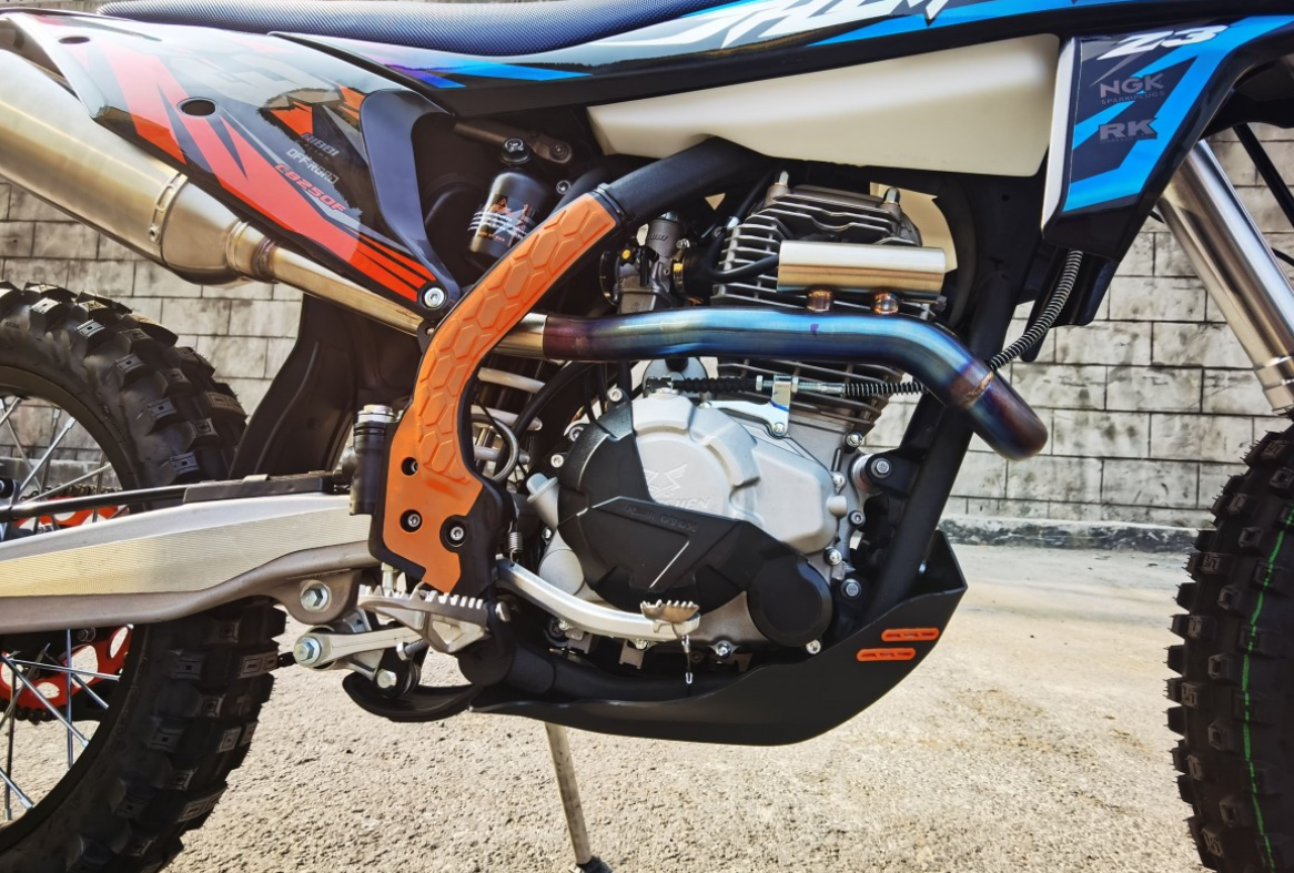 Мотоцикл JHLMOTO JHL Z3 CB250 (172FMM-3A) в Краснодаре