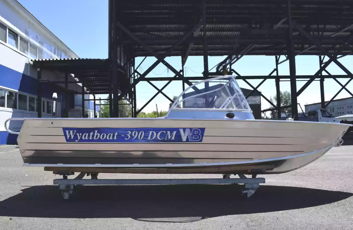 Алюминиевая лодка Wyatboat-390 DCM в Краснодаре