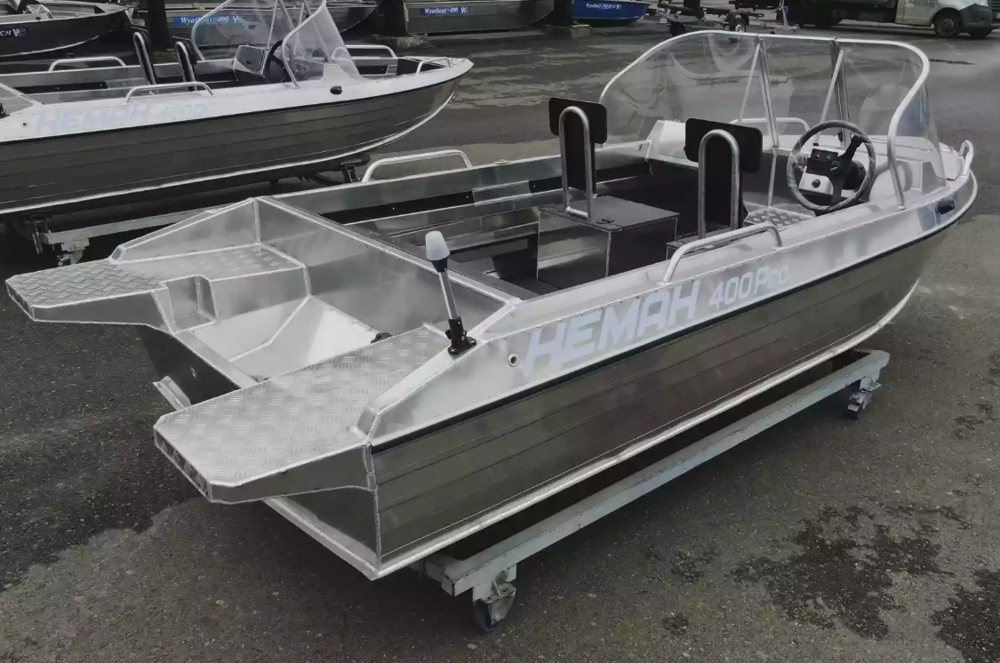 Алюминиевая лодка  Neman-400 PRO в Краснодаре