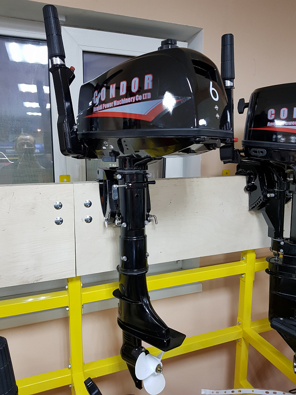 Лодочный мотор Condor T6HS без бака 12 л. в Краснодаре