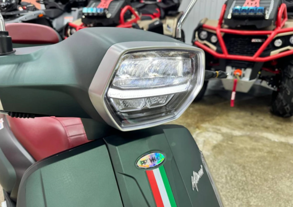 Скутер PROMAX Miami 240 (49) в Краснодаре