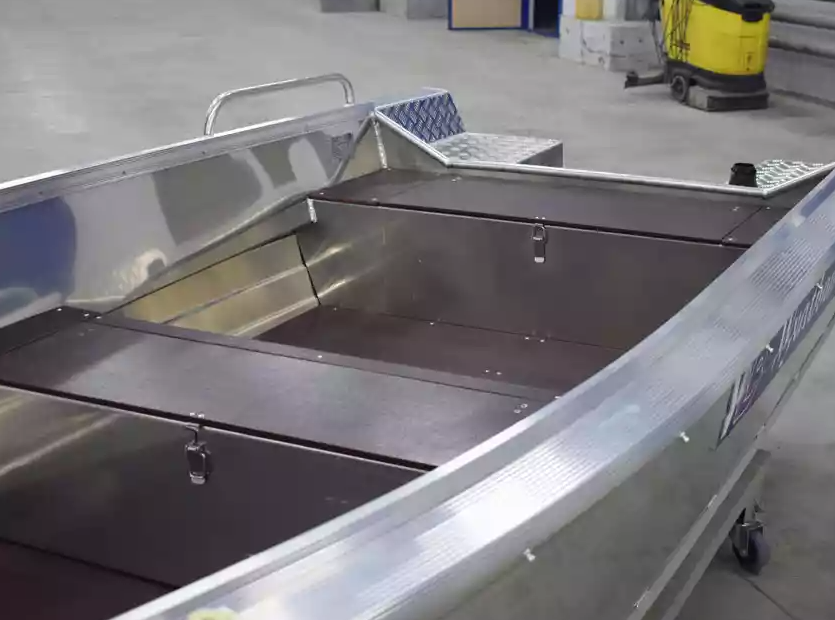 Алюминиевая лодка  Wyatboat-430 Р в Краснодаре