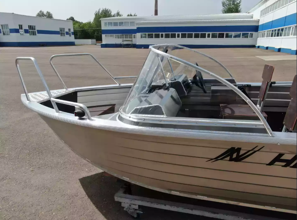 Алюминиевая лодка  Неман-400 DCM NEW в Краснодаре