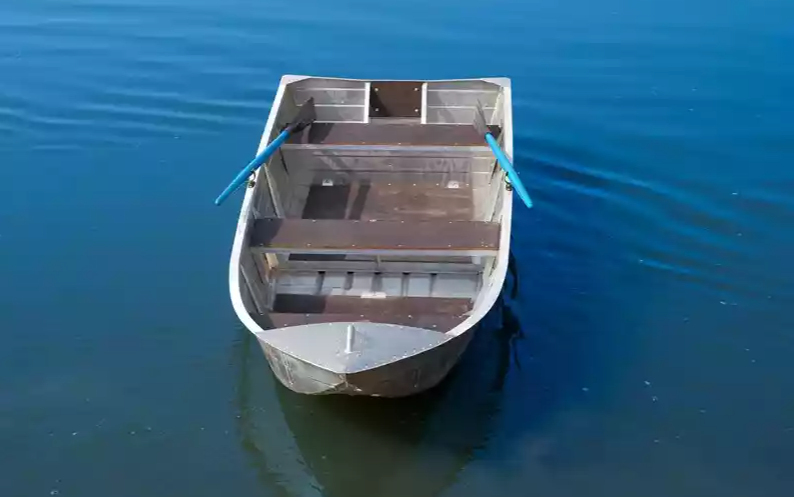 Алюминиевая лодка Вятка-Профи 37 в Краснодаре