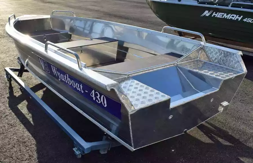 Алюминиевая лодка  Wyatboat-430 Р в Краснодаре