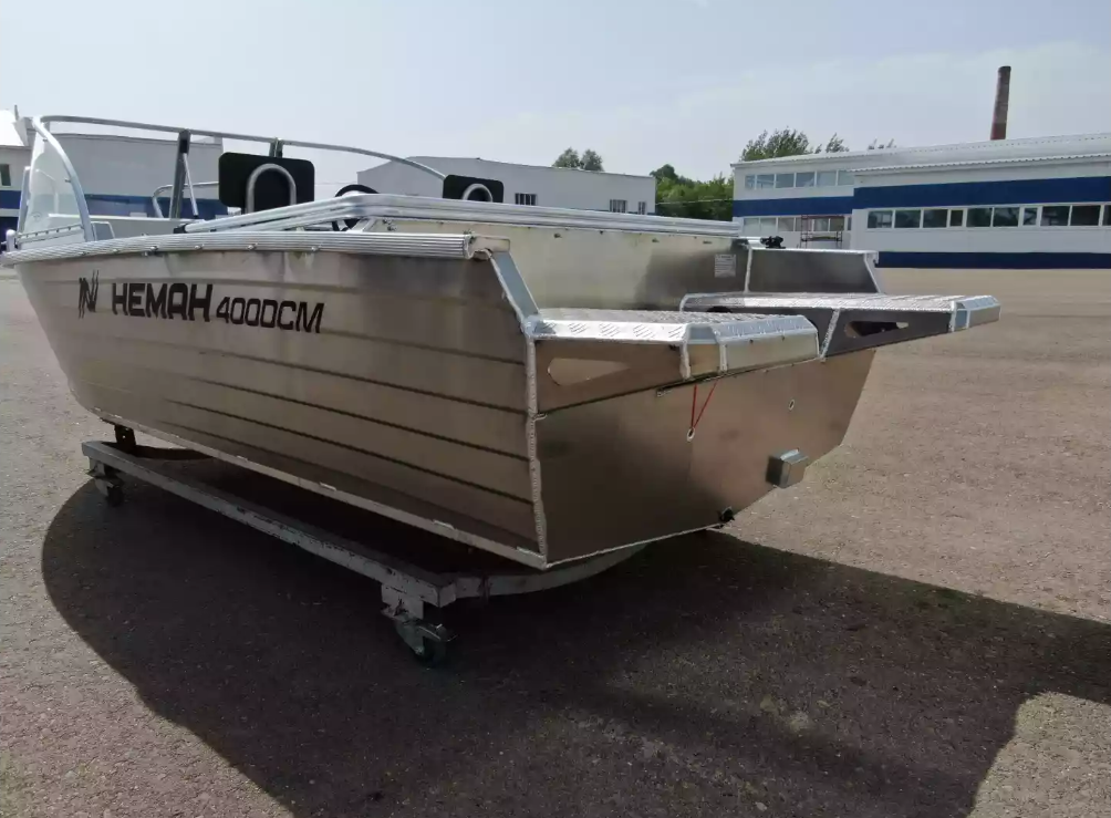 Алюминиевая лодка  Неман-400 DCM NEW в Краснодаре