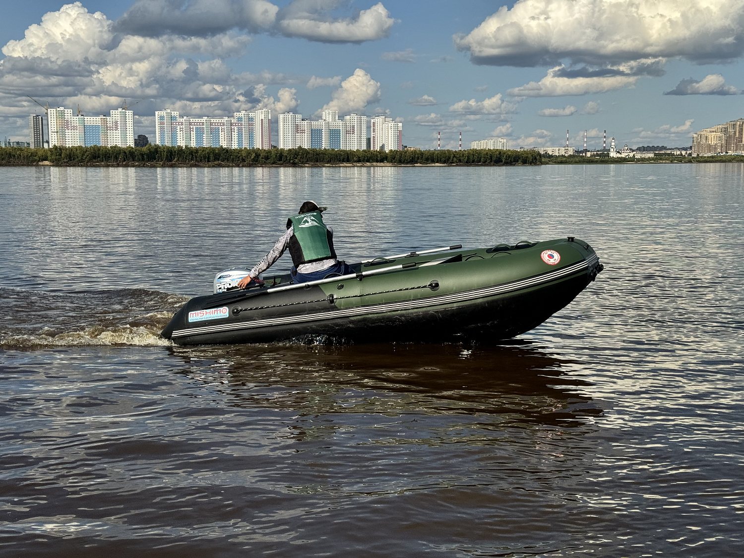 Лодка MISHIMO BIG FLOOR 400 в Краснодаре