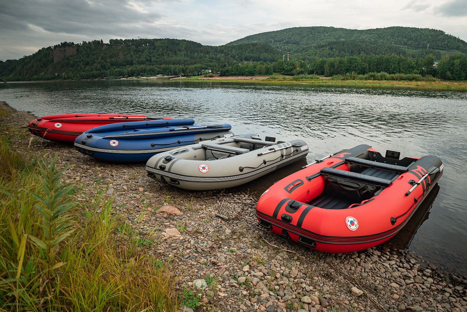 Лодка MISHIMO RIVER FJET PRO 410  под водомет в Краснодаре