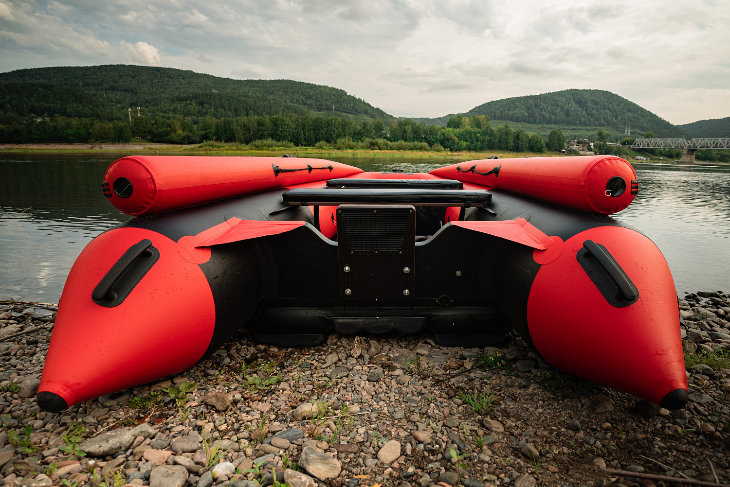 Лодка MISHIMO RIVER FJET PRO 410  под водомет в Краснодаре